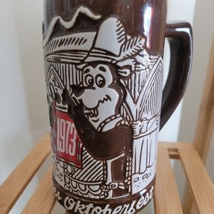 Hamms 1973 oktoberfest mug